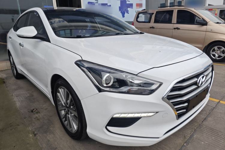 Used Hyundai Mistra 2017 1.8L Automatic Deluxe DLX Model China V Emission Standard Front Right 45 Deg