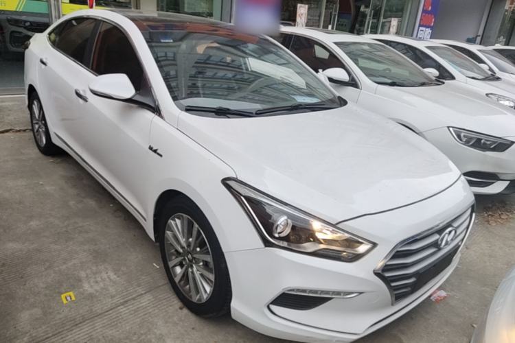 Used Hyundai Mistra 2017 1.8L Automatic Deluxe DLX Model China V Emission Standard Front Right 45 Deg