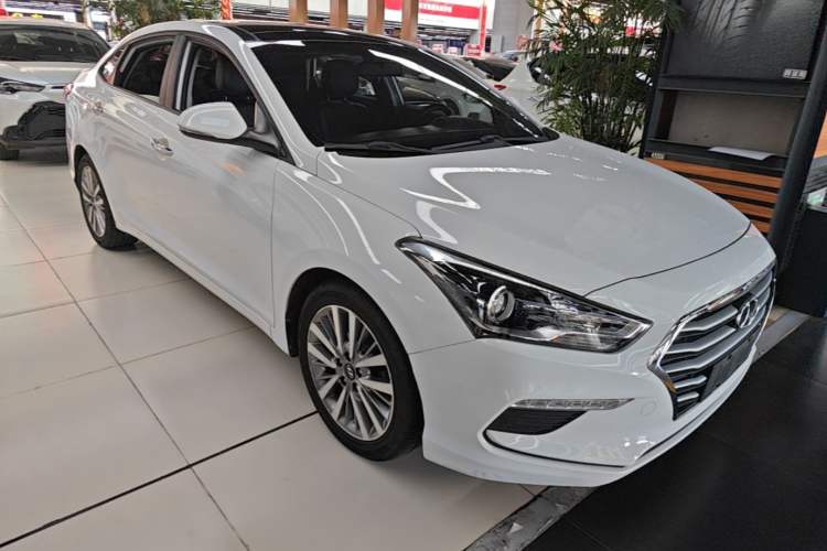Used Hyundai Mistra 2017 1.8L Automatic Smart GLS China V Standard Front Right 45 Deg