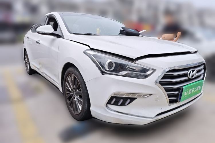 Used Hyundai Mistra 2017 1.8L Automatic Deluxe DLX Model China V Emission Standard Front Right 45 Deg