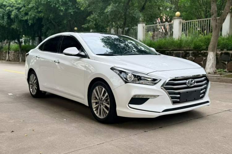 Used Hyundai Mistra 2017 1.8L Automatic Deluxe DLX Model China V Emission Standard Front Right 45 Deg