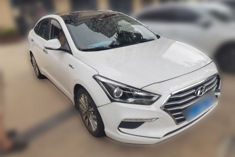 Used Hyundai Mistra 2017 1.6T Automatic Smart GLS China V Standard Front Right 45 Deg