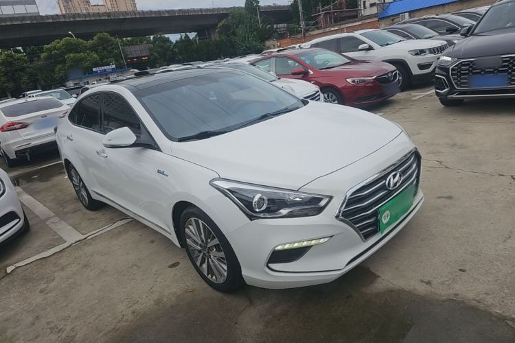 Used Hyundai Mistra 2017 1.6T Automatic Smart GLS China V Standard Front Right 45 Deg