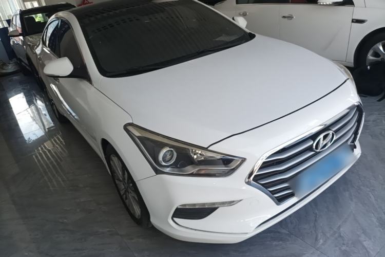 Used Hyundai Mistra 2017 1.8L Automatic Deluxe DLX Model China V Emission Standard Front Right 45 Deg