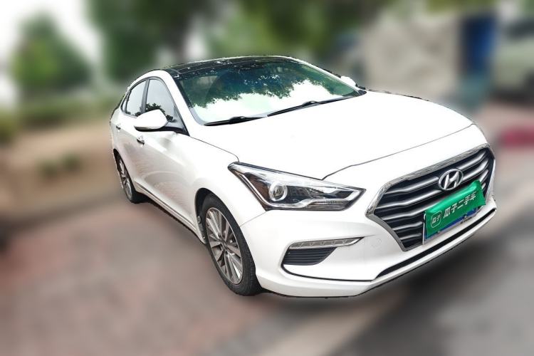 Used Hyundai Mistra 2017 1.8L Automatic Deluxe DLX Model China V Emission Standard Front Right 45 Deg