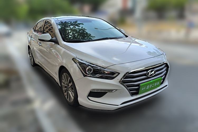Used Hyundai Mistra 2017 1.8L Automatic Deluxe DLX Model China V Emission Standard Front Right 45 Deg