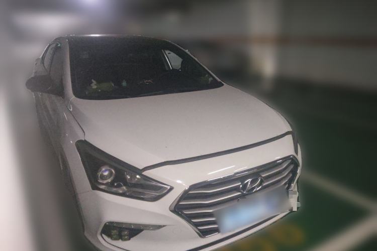 Used Hyundai Mistra 2017 1.8L Automatic Deluxe DLX Model China V Emission Standard Front Right 45 Deg