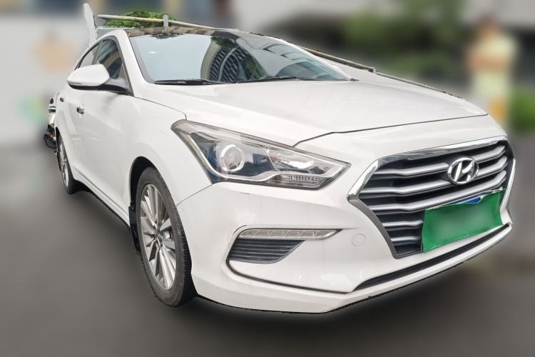 Used Hyundai Mistra 2017 1.8L Automatic Deluxe DLX Model China V Emission Standard Front Right 45 Deg