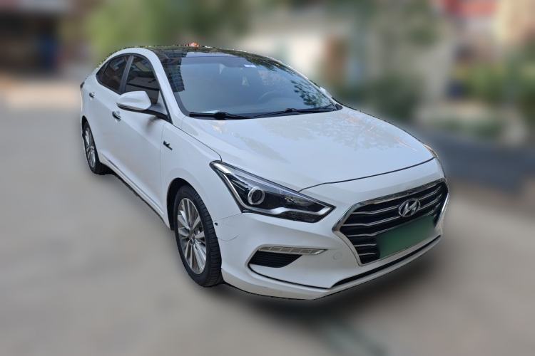 Used Hyundai Mistra 2017 1.6T Automatic Smart GLS China V Standard Front Right 45 Deg