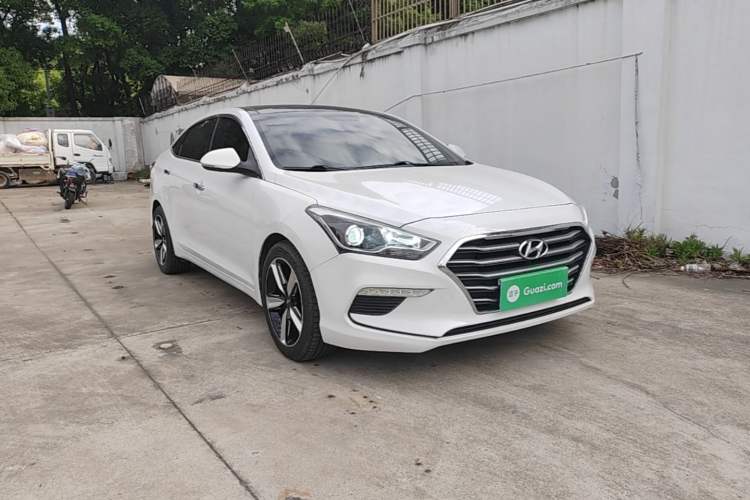 Used Hyundai Mistra 2017 1.8L Automatic Deluxe DLX Model China V Emission Standard Front Right 45 Deg