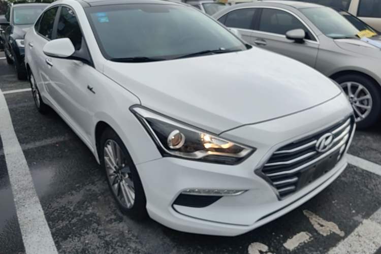 Used Hyundai Mistra 2017 1.6T Automatic Smart GLS China V Standard Front Right 45 Deg