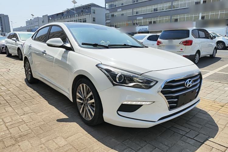 Used Hyundai Mistra 2017 1.8L Automatic Deluxe DLX Model China V Emission Standard Front Right 45 Deg