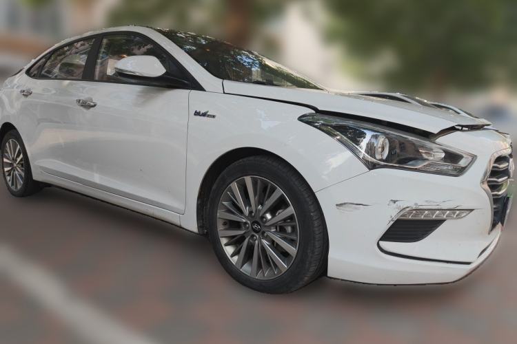 Used Hyundai Mistra 2017 1.6T Automatic Smart GLS China V Standard Front Right 45 Deg