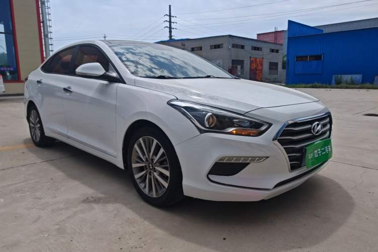Used Hyundai Mistra 2017 1.8L Automatic Deluxe DLX Model China V Emission Standard Front Right 45 Deg