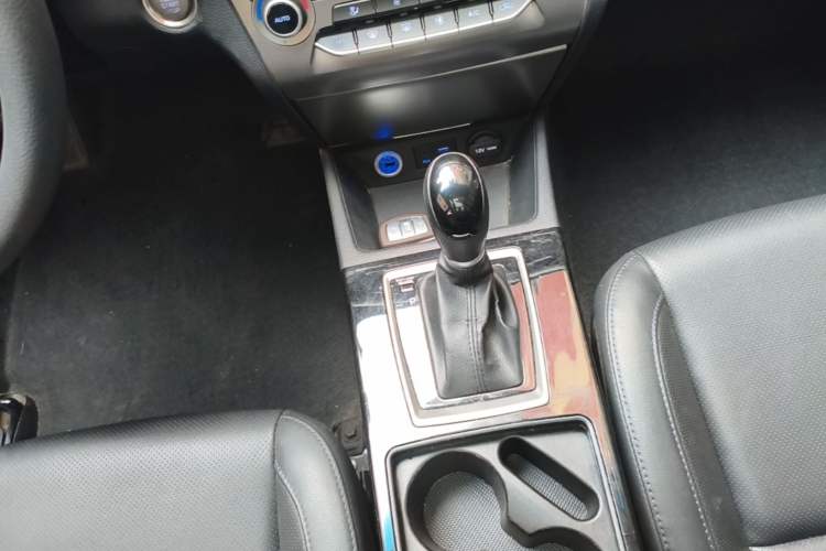 Used Hyundai Mistra 2017 1.8L Automatic Smart GLS China V Standard Gear Lever