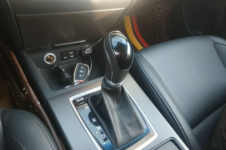 Used Hyundai Mistra 2017 1.8L Automatic Deluxe DLX Model China V Emission Standard Gear Lever