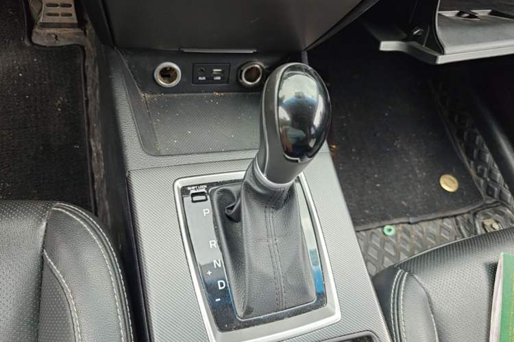 Used Hyundai Mistra 2017 1.6T Automatic Flagship Model TOP China V Emission Standard Gear Lever