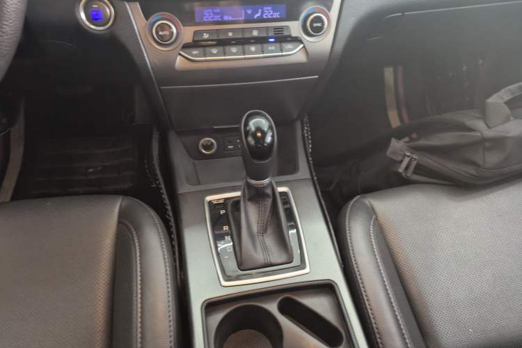 Used Hyundai Mistra 2017 1.8L Automatic Smart GLS China V Standard Gear Lever