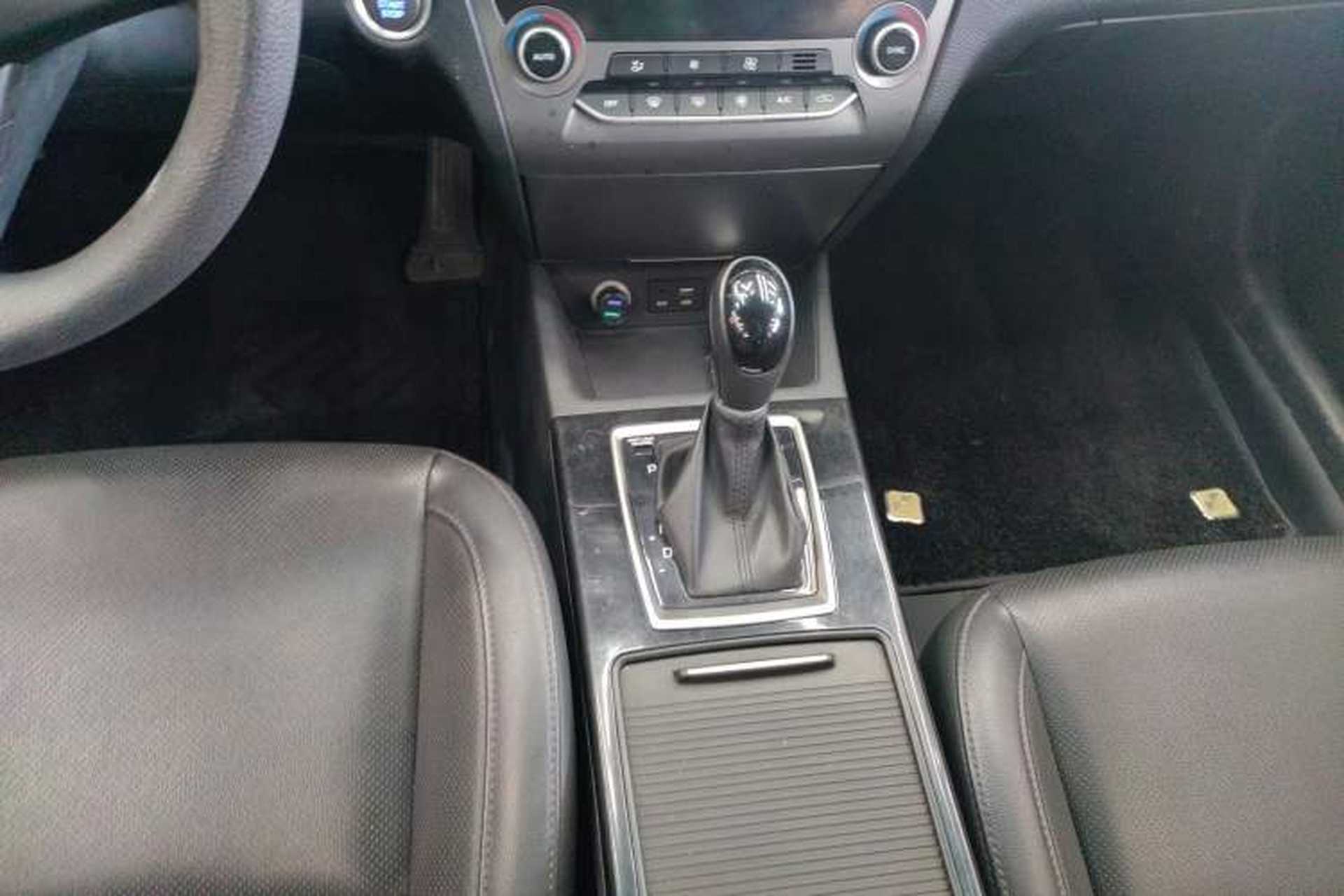 Used Hyundai Mistra 2017 1.8L Automatic Smart GLS China V Standard Gear Lever