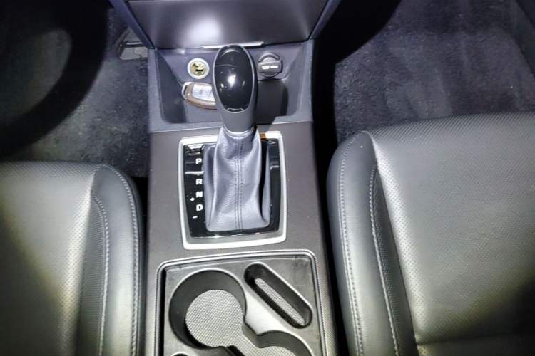 Used Hyundai Mistra 2017 1.8L Automatic Deluxe DLX Model China V Emission Standard Gear Lever