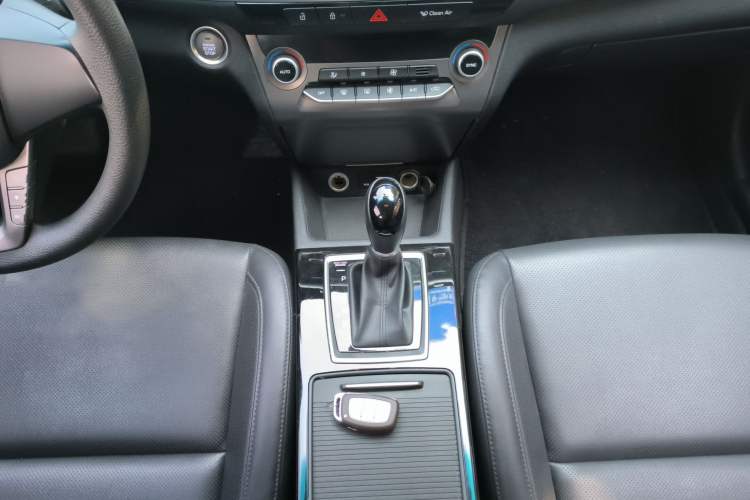 Used Hyundai Mistra 2017 1.8L Automatic Smart GLS China V Standard Gear Lever