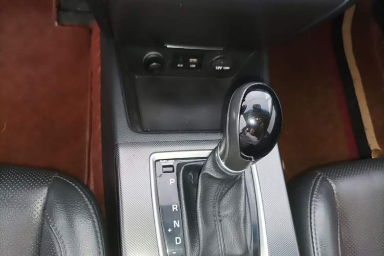 Used Hyundai Mistra 2017 1.8L Automatic Deluxe DLX Model China V Emission Standard Gear Lever