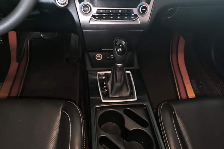 Used Hyundai Mistra 2017 1.6T Automatic Smart GLS China V Standard Gear Lever