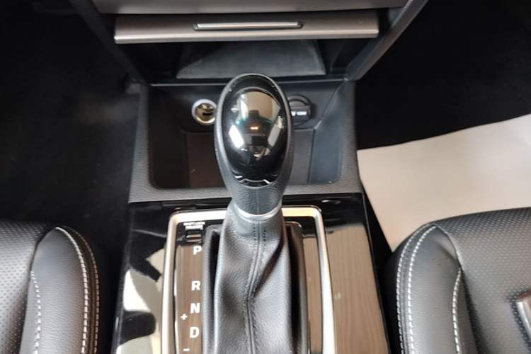 Used Hyundai Mistra 2017 1.6T Automatic Smart GLS China V Standard Gear Lever