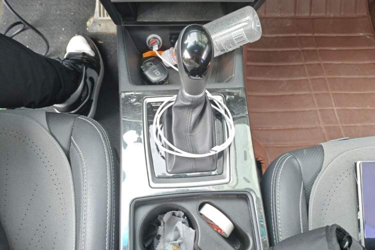 Used Hyundai Mistra 2017 1.6T Automatic Flagship Model TOP China V Emission Standard Gear Lever