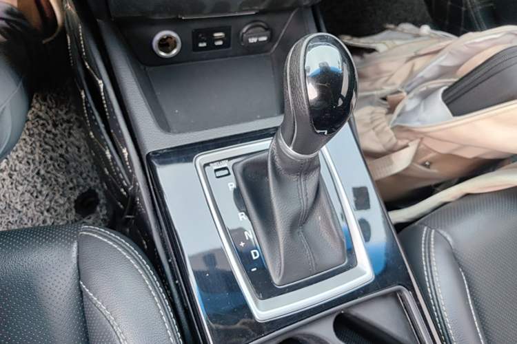 Used Hyundai Mistra 2017 1.6T Automatic Smart GLS China V Standard Gear Lever