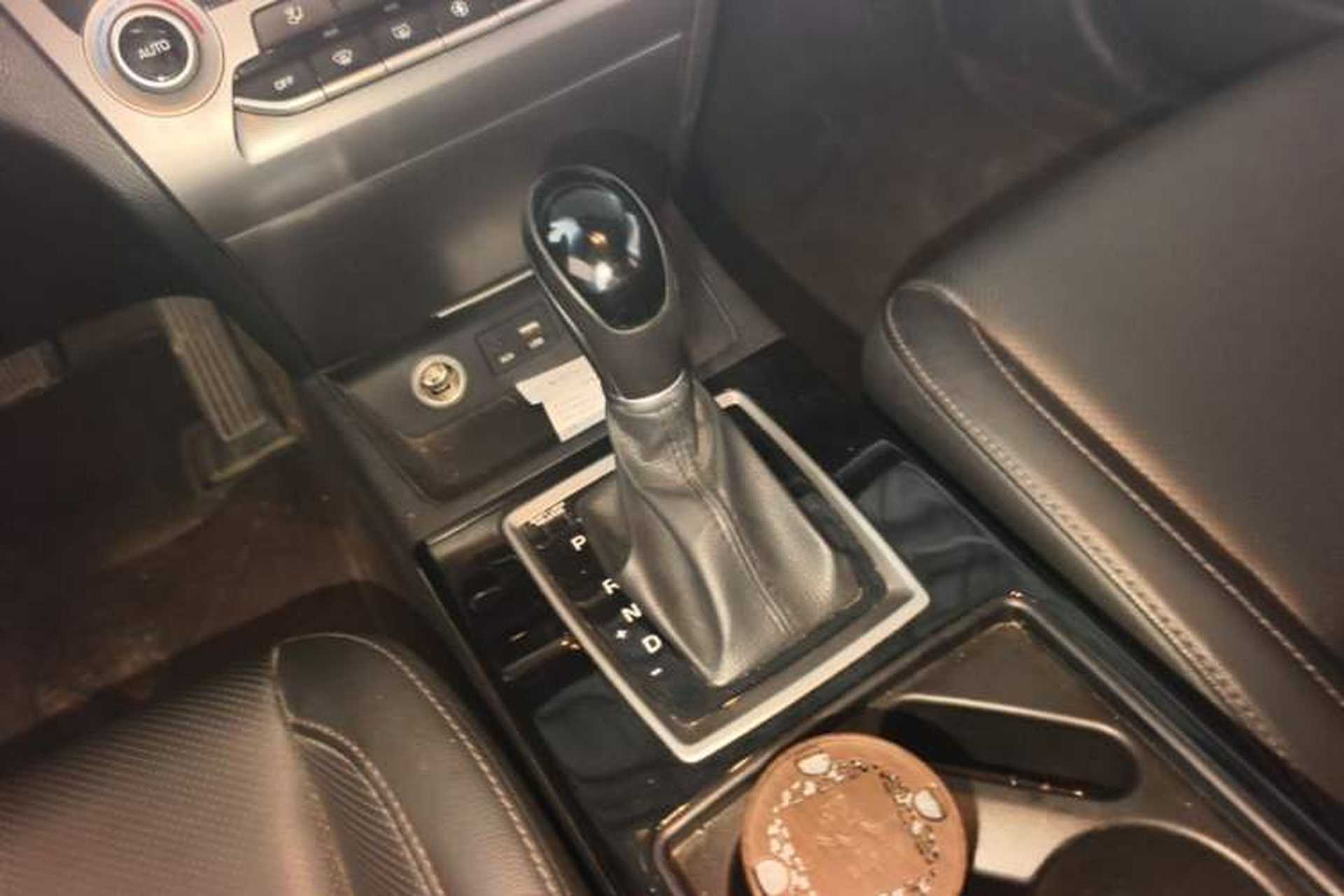 Used Hyundai Mistra 2017 1.8L Automatic Smart GLS China V Standard Gear Lever