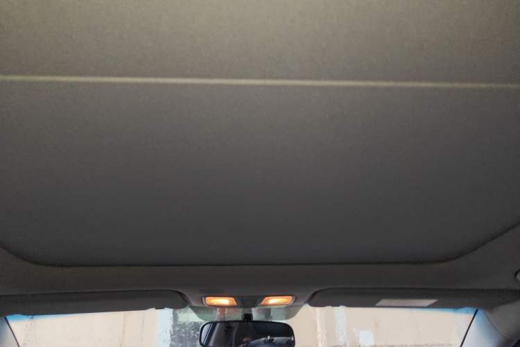 Used Hyundai Mistra 2017 1.8L Automatic Deluxe DLX Model China V Emission Standard Headliner