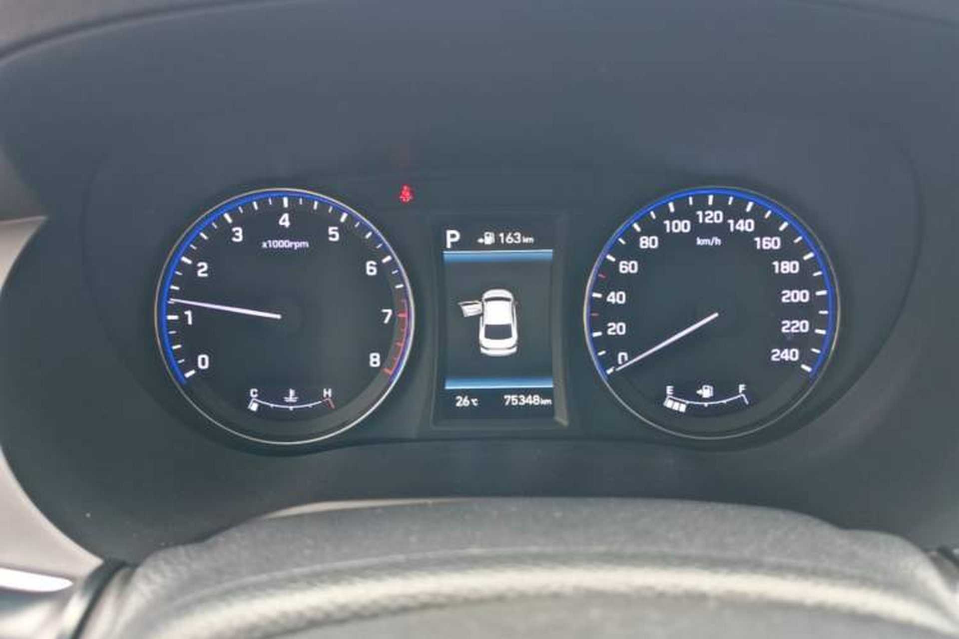 Used Hyundai Mistra 2017 1.8L Automatic Deluxe DLX Model China V Emission Standard Instrument Cluster