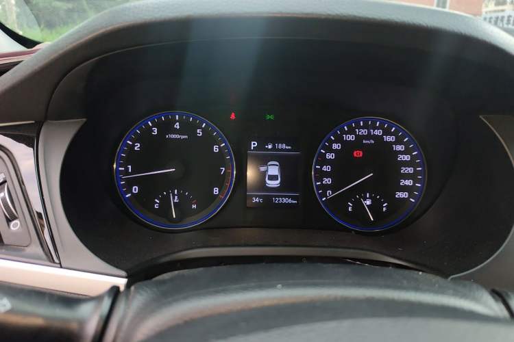 Used Hyundai Mistra 2017 1.6T Automatic Smart GLS China V Standard Instrument Cluster