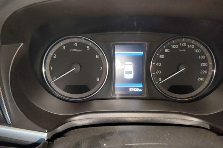 Used Hyundai Mistra 2017 1.8L Automatic Deluxe DLX Model China V Emission Standard Instrument Cluster