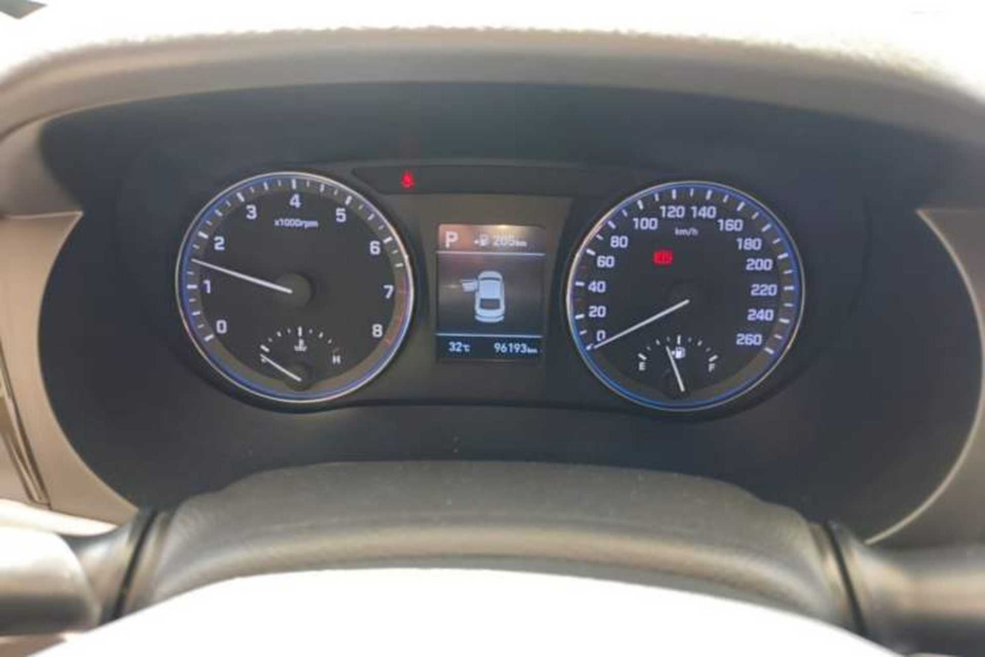 Used Hyundai Mistra 2017 1.6T Automatic Smart GLS China V Standard Instrument Cluster