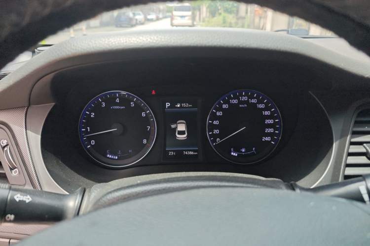 Used Hyundai Mistra 2017 1.8L Automatic Deluxe DLX Model China V Emission Standard Instrument Cluster