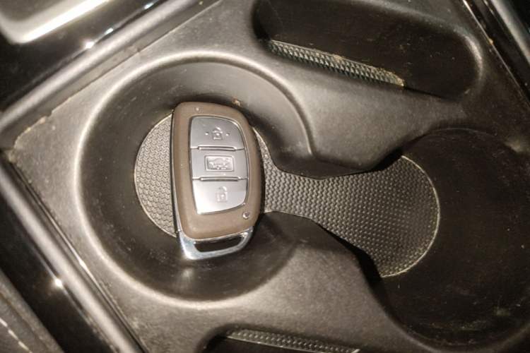 Used Hyundai Mistra 2017 1.6T Automatic Smart GLS China V Standard Interior 1
