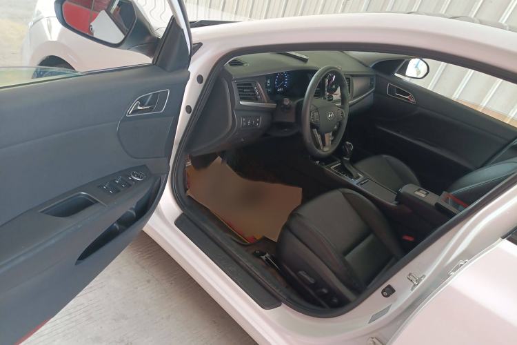 Used Hyundai Mistra 2017 1.8L Automatic Deluxe DLX Model China V Emission Standard Interior 3