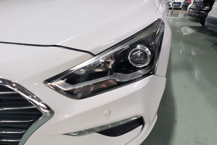 Used Hyundai Mistra 2017 1.6T Automatic Smart GLS China V Standard Left Front Headlight