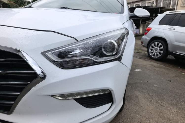 Used Hyundai Mistra 2017 1.6T Automatic Smart GLS China V Standard Left Front Headlight