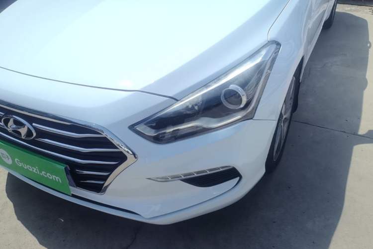 Used Hyundai Mistra 2017 1.6T Automatic Flagship Model TOP China V Emission Standard Left Front Headlight