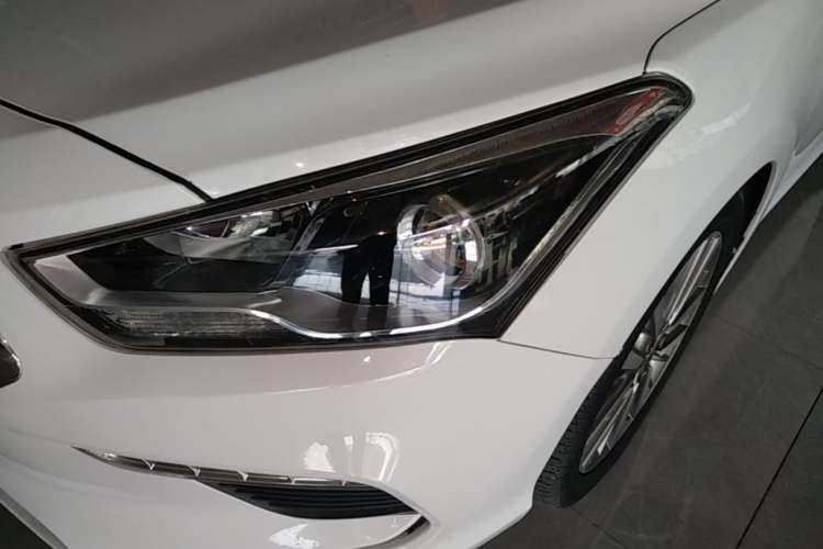 Used Hyundai Mistra 2017 1.8L Automatic Smart GLS China V Standard Left Front Headlight