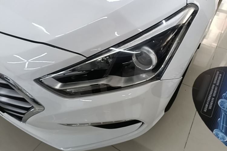 Used Hyundai Mistra 2017 1.8L Automatic Deluxe DLX Model China V Emission Standard Left Front Headlight