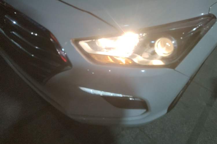 Used Hyundai Mistra 2017 1.6T Automatic Smart GLS China V Standard Left Front Headlight