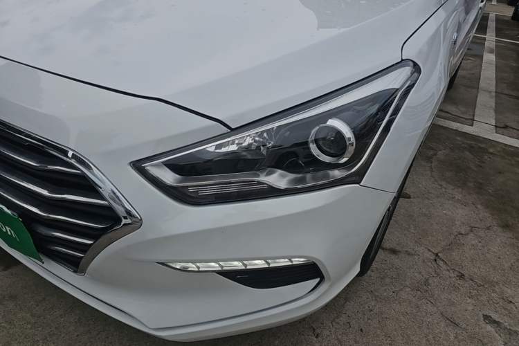 Used Hyundai Mistra 2017 1.6T Automatic Smart GLS China V Standard Left Front Headlight