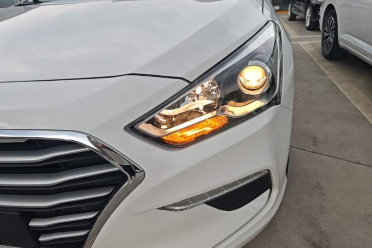Used Hyundai Mistra 2017 1.8L Automatic Smart GLS China V Standard Left Front Headlight