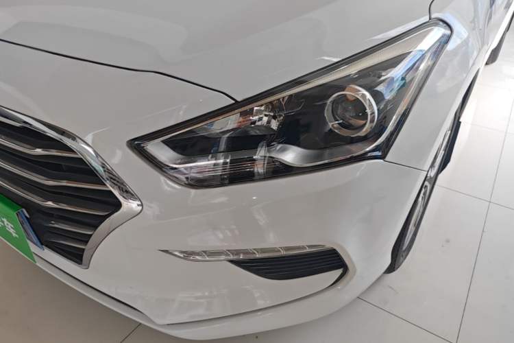 Used Hyundai Mistra 2017 1.6T Automatic Smart GLS China V Standard Left Front Headlight