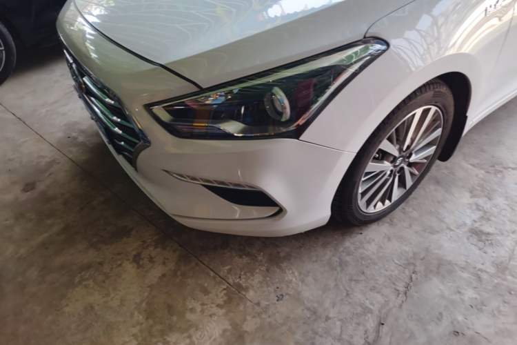 Used Hyundai Mistra 2017 1.6T Automatic Smart GLS China V Standard Left Front Headlight