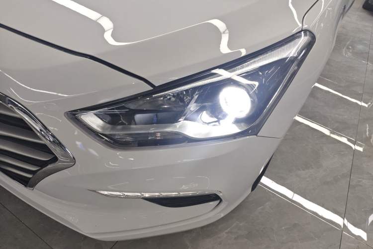 Used Hyundai Mistra 2017 1.8L Automatic Smart GLS China V Standard Left Front Headlight
